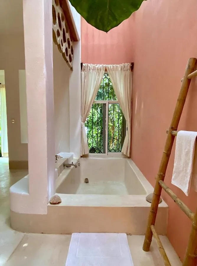 Casa Calisa Bed & Breakfast Bacalar 0*,