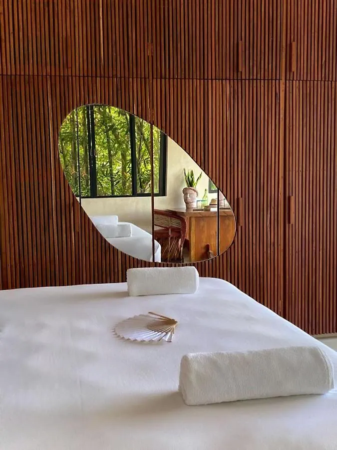 Casa Calisa Bed & Breakfast Bacalar 0*,  Mexico