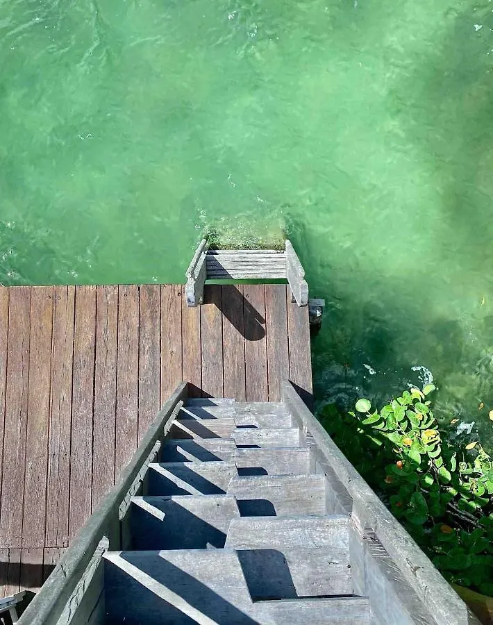Casa Calisa Bed & Breakfast Bacalar