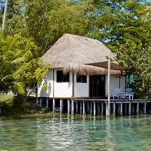  Apartment Exclusive Palafito @ Lagoon Front